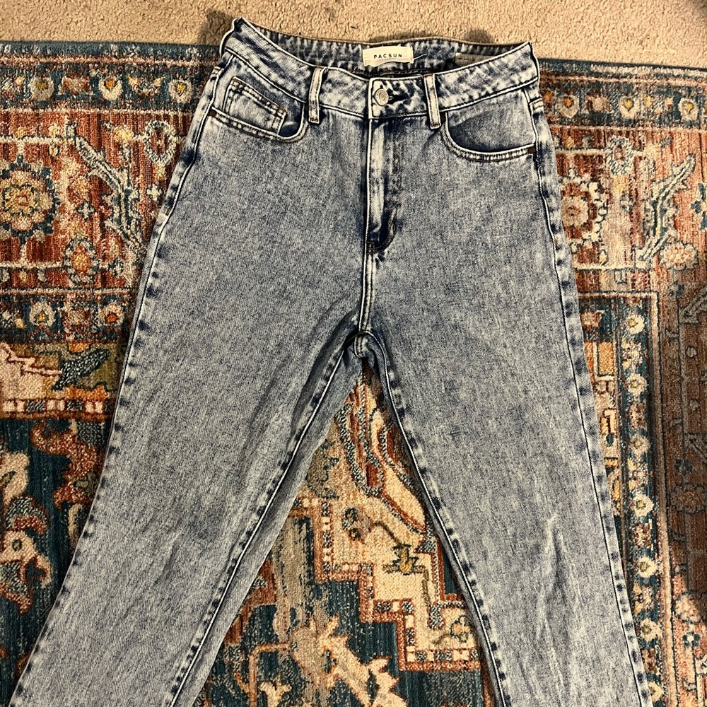 PACSUN MOM JEANS GENTLY USED SZ 27